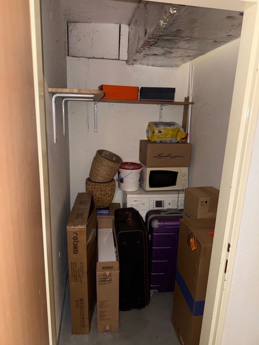 Pronájem bytu 1+kk 35 m², Nad Šestikopy, Praha, Praha Pronájem bytu 1+kk 35 m², Nad Šestikopy, Praha, Praha