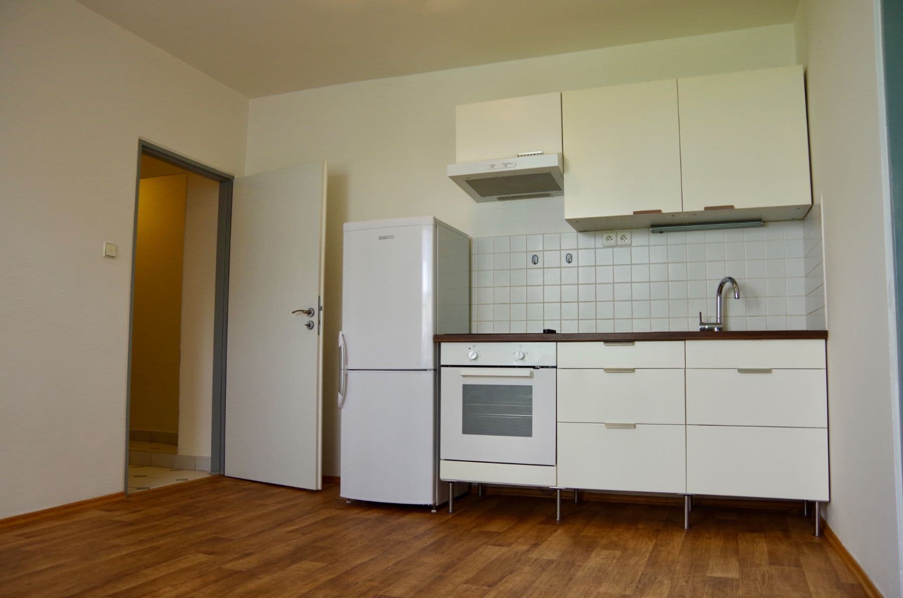 Pronájem bytu 2+kk 40 m², Krymská, Praha, Praha Pronájem bytu 2+kk 40 m², Krymská, Praha, Praha