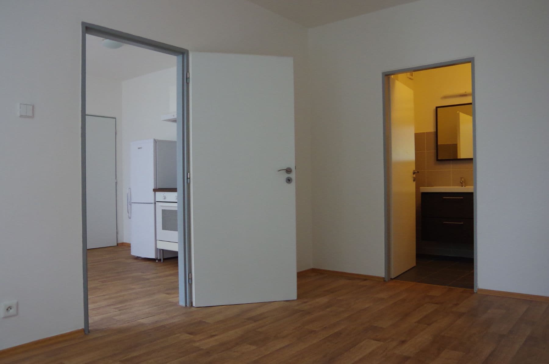 Pronájem bytu 2+kk 40 m², Krymská, Praha, Praha Pronájem bytu 2+kk 40 m², Krymská, Praha, Praha