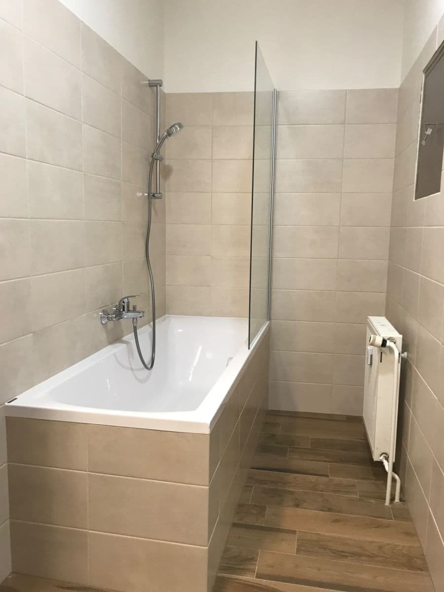 Pronájem bytu 2+kk 43 m², Krymská, Praha, Praha Pronájem bytu 2+kk 43 m², Krymská, Praha, Praha