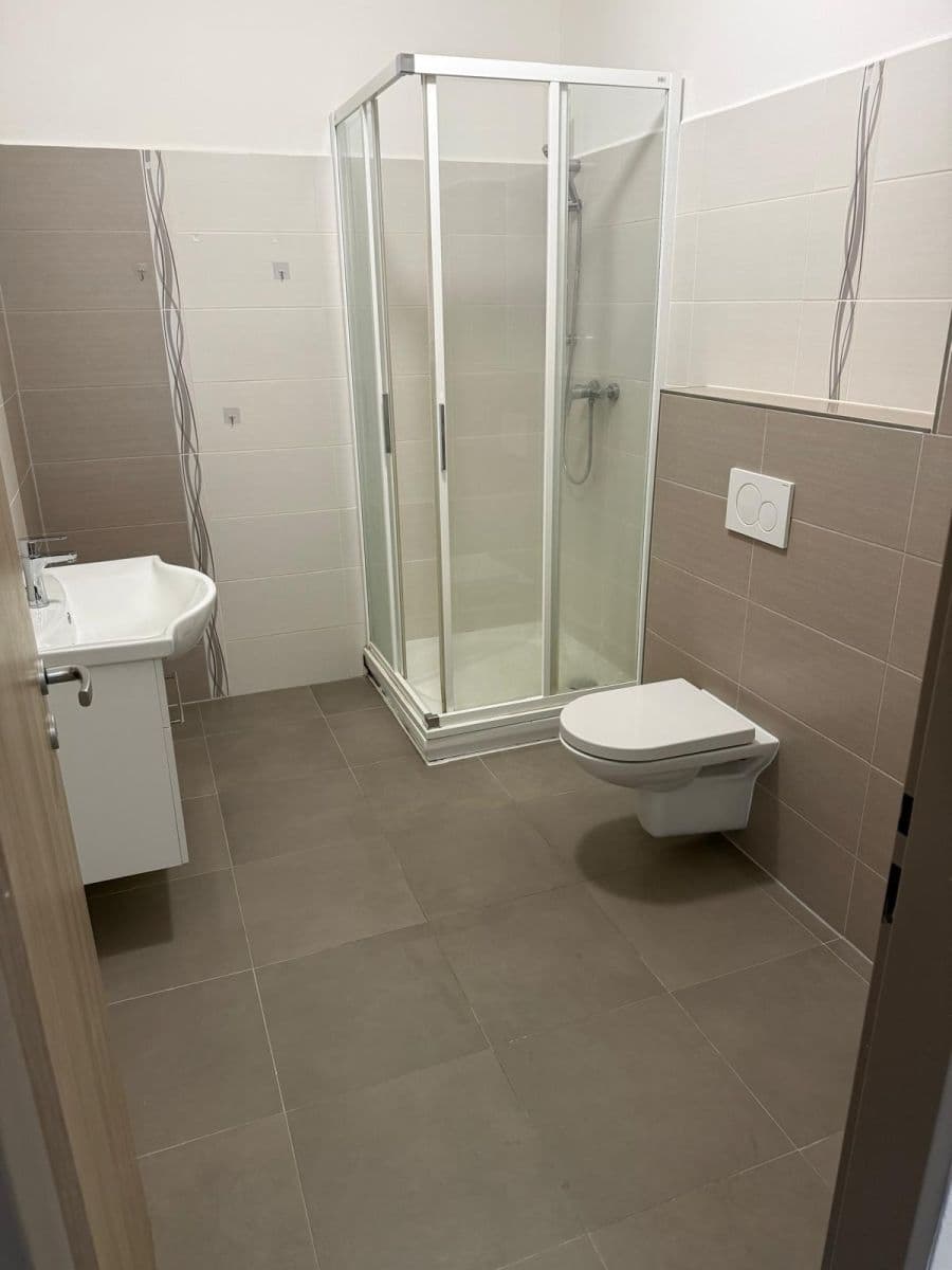 Pronájem bytu 2+kk 54 m², Rubešova, Plzeň, Plzeňský kraj Pronájem bytu 2+kk 54 m², Rubešova, Plzeň, Plzeňský kraj