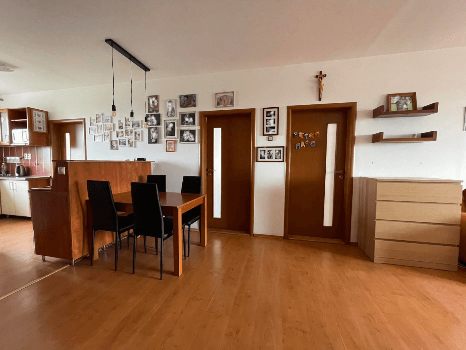 Prodej bytu 4+1 84 m², Dunajské nábrežie, Komárno, Nitriansky kraj Prodej bytu 4+1 84 m², Dunajské nábrežie, Komárno, Nitriansky kraj