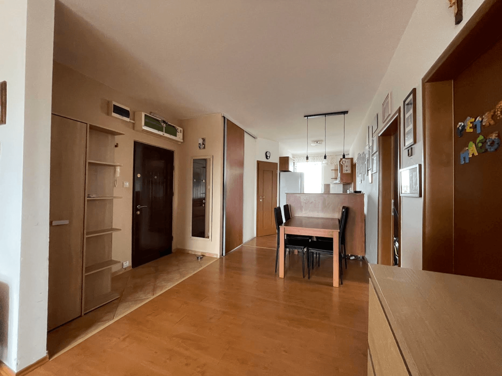 Prodej bytu 4+1 84 m², Dunajské nábrežie, Komárno, Nitriansky kraj Prodej bytu 4+1 84 m², Dunajské nábrežie, Komárno, Nitriansky kraj