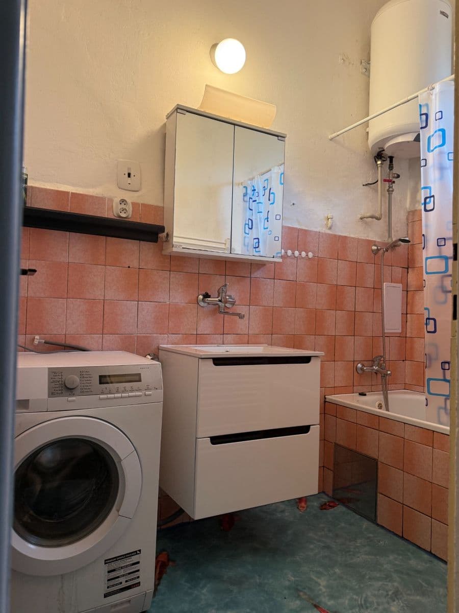 Pronájem bytu 2+1 66 m², Žižkova, Mikulov, Jihomoravský kraj Pronájem bytu 2+1 66 m², Žižkova, Mikulov, Jihomoravský kraj