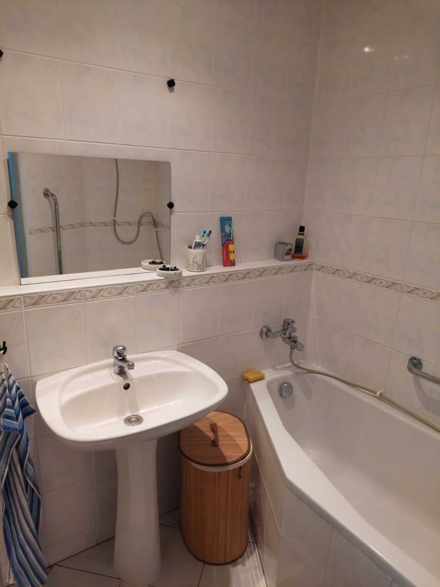 Pronájem bytu 1+1 35 m², Stred, Považská Bystrica, Trenčiansky kraj Pronájem bytu 1+1 35 m², Stred, Považská Bystrica, Trenčiansky kraj