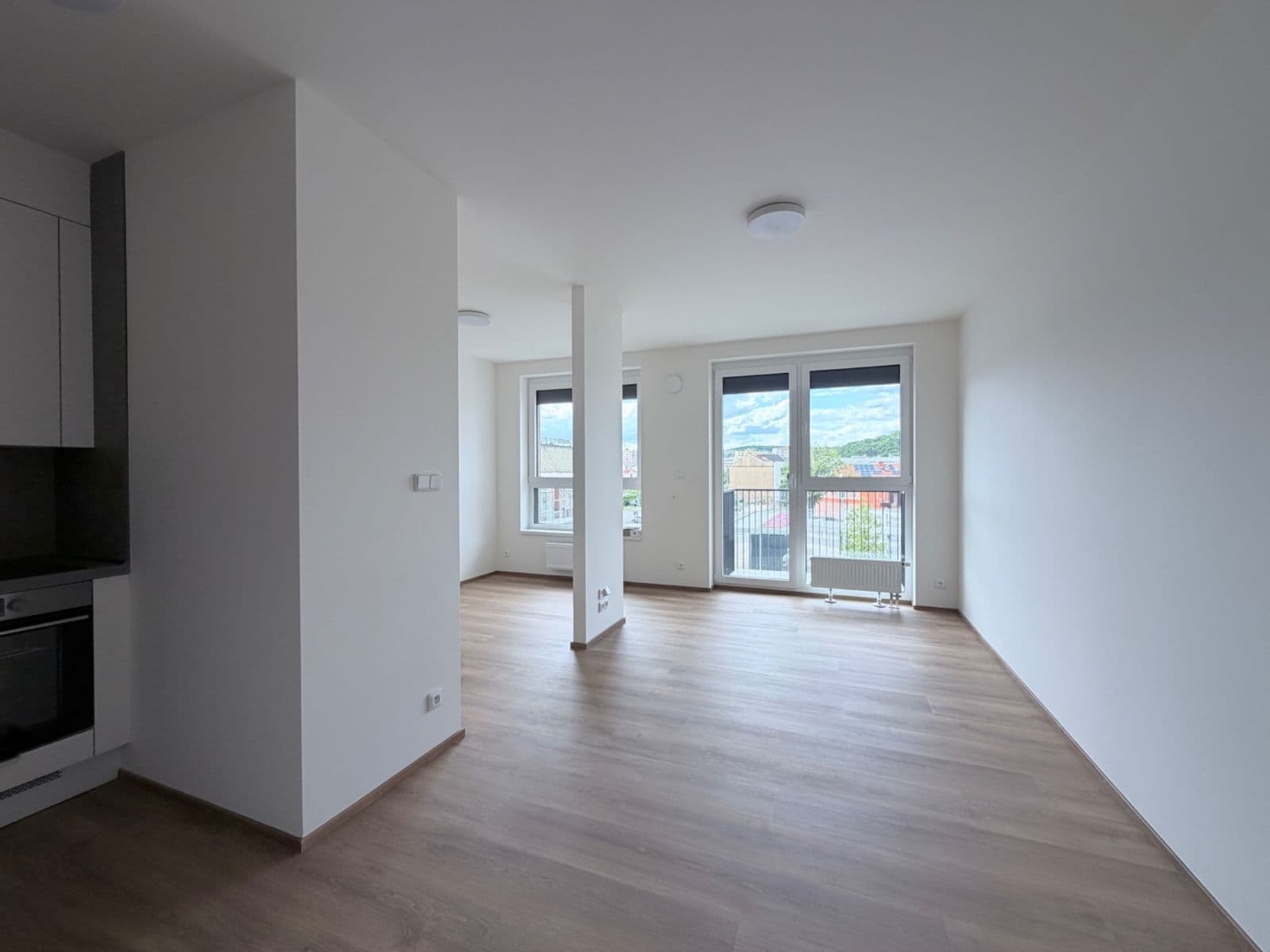 Pronájem bytu 1+kk 38 m², Nádražní, Kralupy nad Vltavou, Středočeský kraj Pronájem bytu 1+kk 38 m², Nádražní, Kralupy nad Vltavou, Středočeský kraj