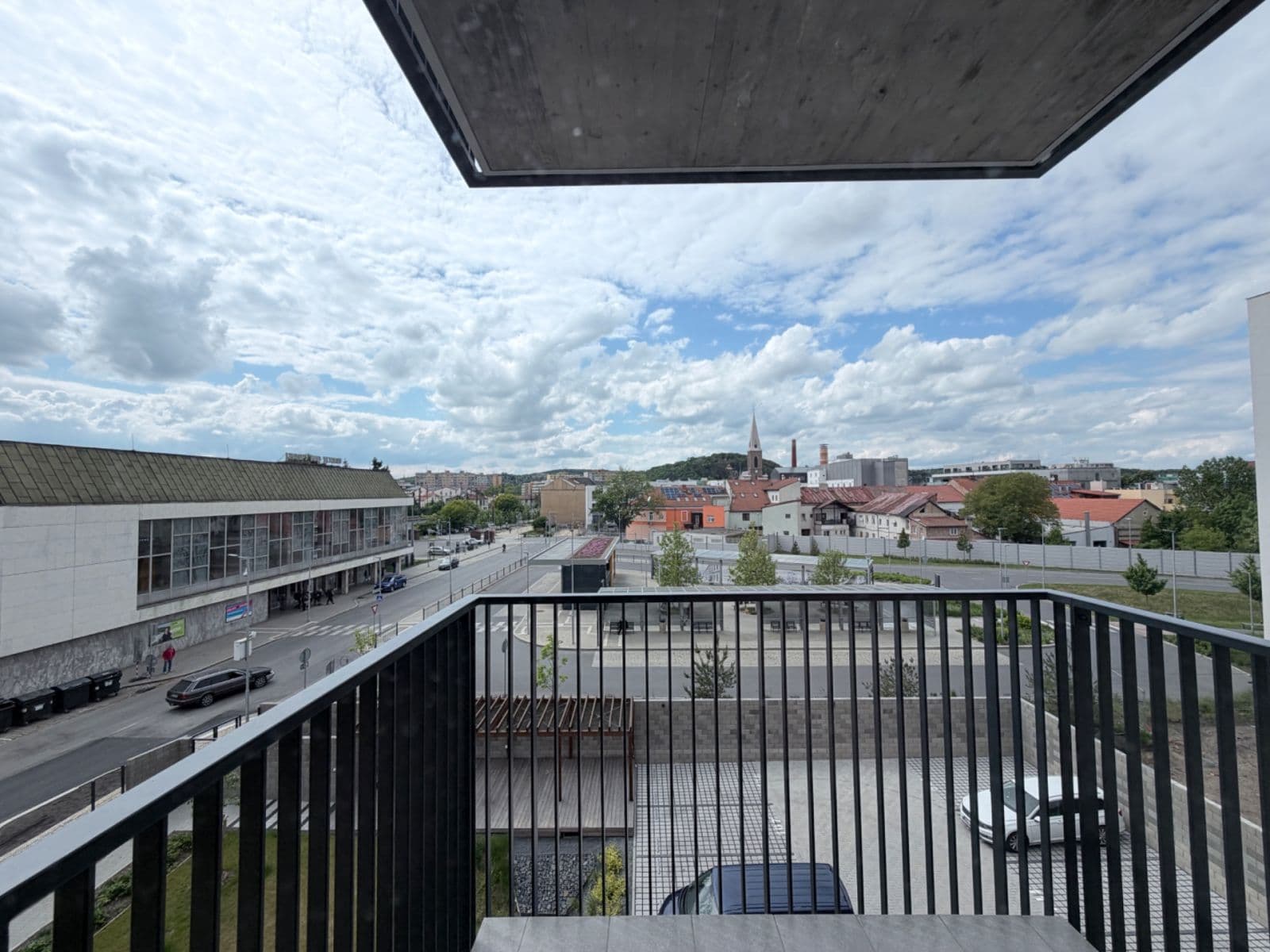 Pronájem bytu 1+kk 38 m², Nádražní, Kralupy nad Vltavou, Středočeský kraj Pronájem bytu 1+kk 38 m², Nádražní, Kralupy nad Vltavou, Středočeský kraj