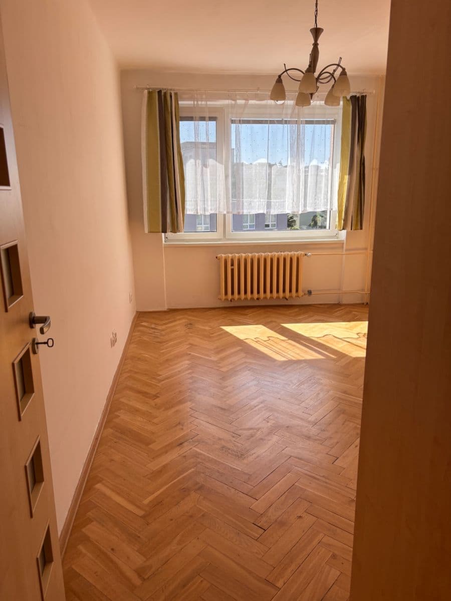 Pronájem bytu 2+1 56 m², Bludovická, Praha, Praha Pronájem bytu 2+1 56 m², Bludovická, Praha, Praha