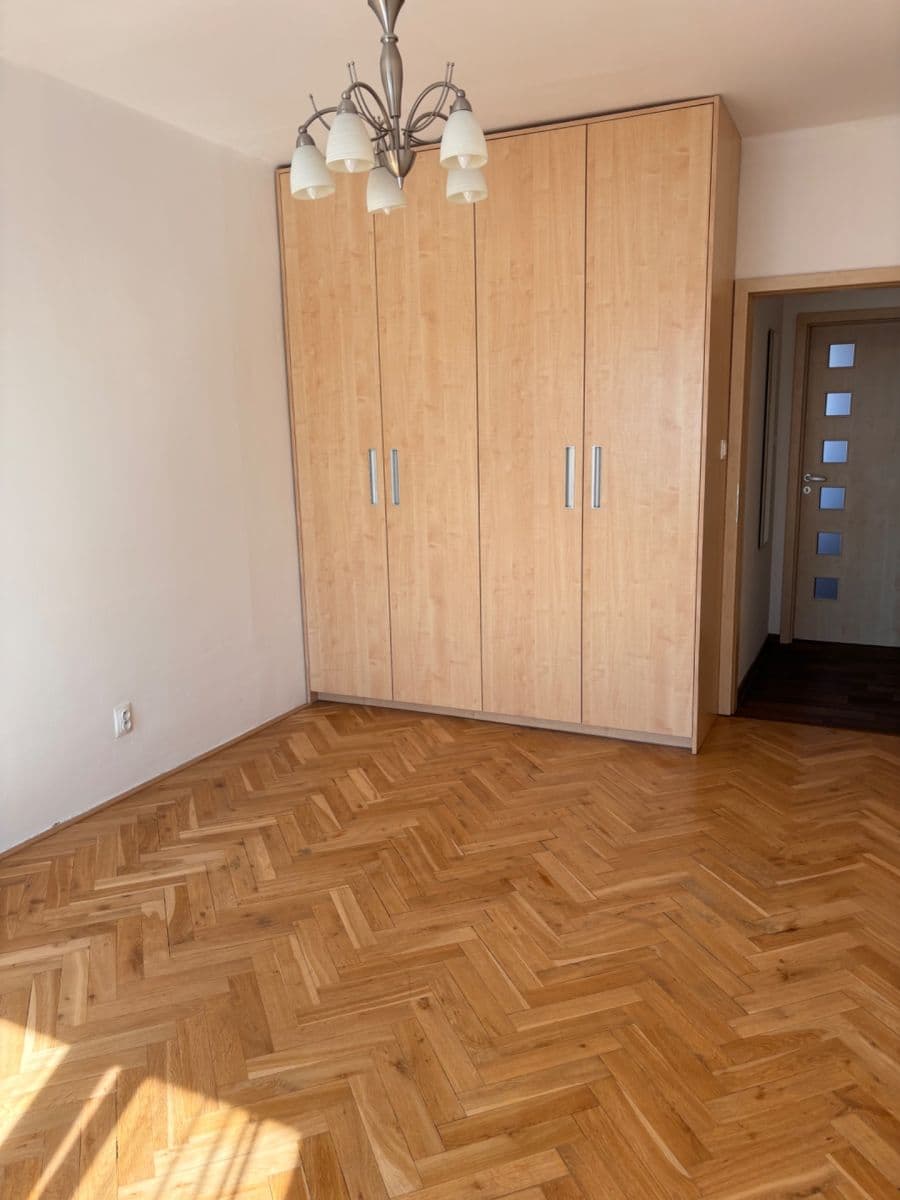 Pronájem bytu 2+1 56 m², Bludovická, Praha, Praha Pronájem bytu 2+1 56 m², Bludovická, Praha, Praha
