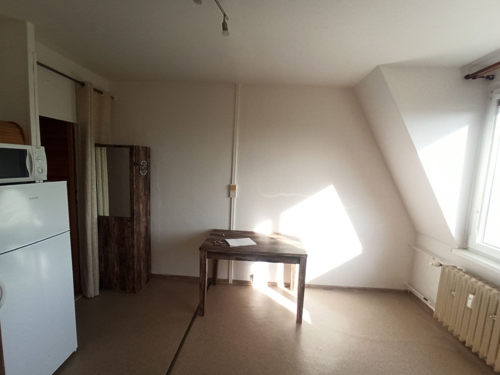 Pronájem bytu 1+kk 20 m², Rychtářská, Liberec, Liberecký kraj Pronájem bytu 1+kk 20 m², Rychtářská, Liberec, Liberecký kraj