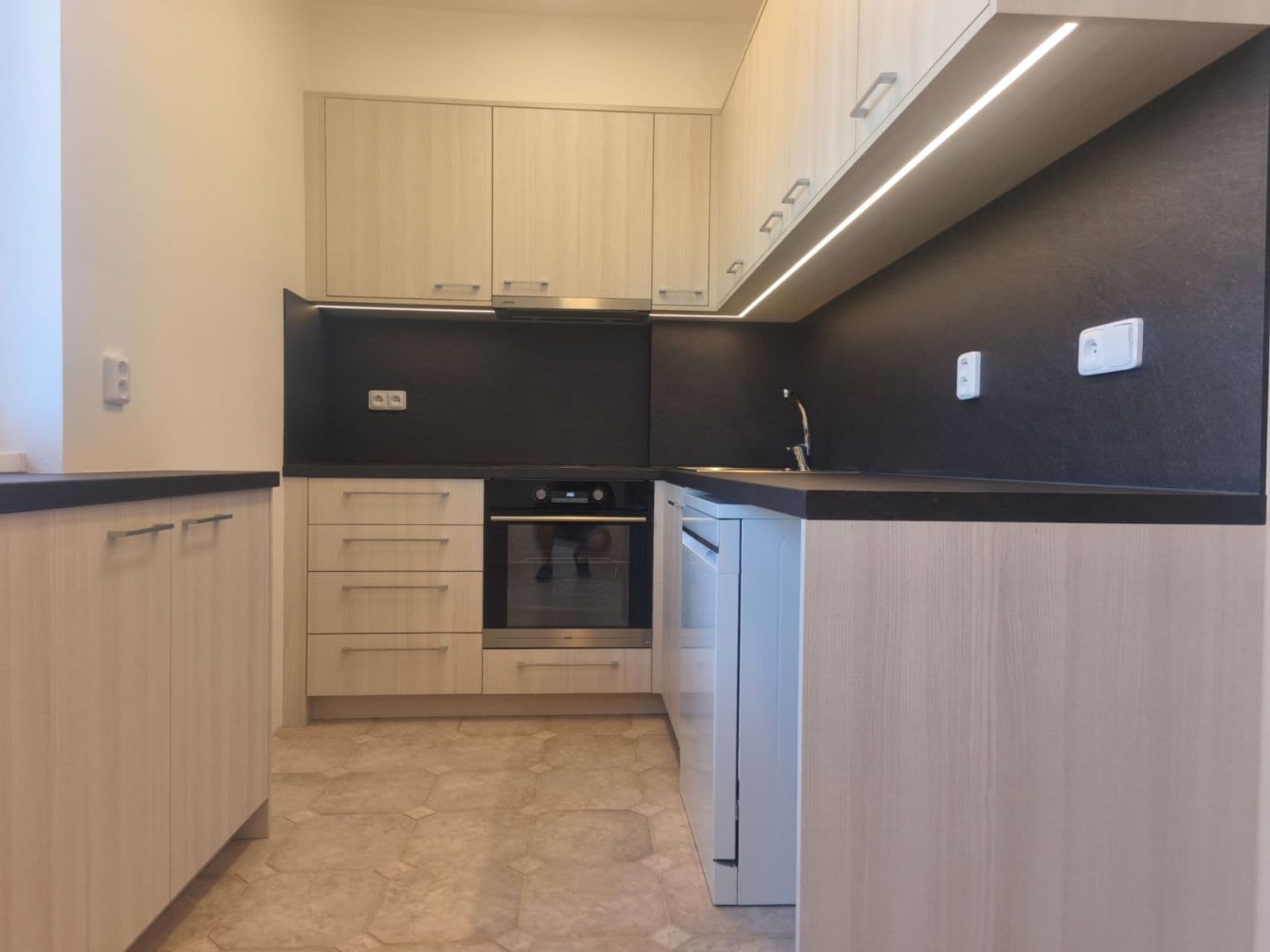 Pronájem bytu 3+1 67 m², Sídliště Ⅰ, Kamenice, Středočeský kraj Pronájem bytu 3+1 67 m², Sídliště Ⅰ, Kamenice, Středočeský kraj