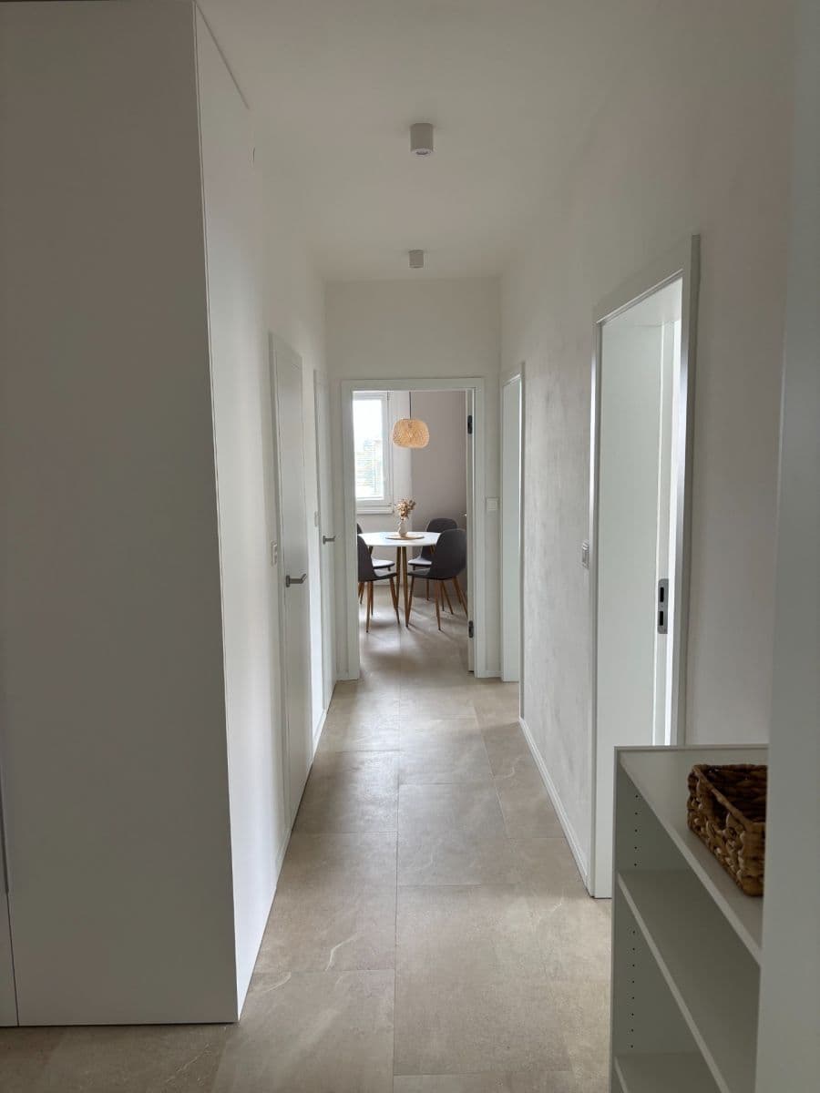 Pronájem bytu 3+1 70 m², Blažíčkova, Praha, Praha Pronájem bytu 3+1 70 m², Blažíčkova, Praha, Praha