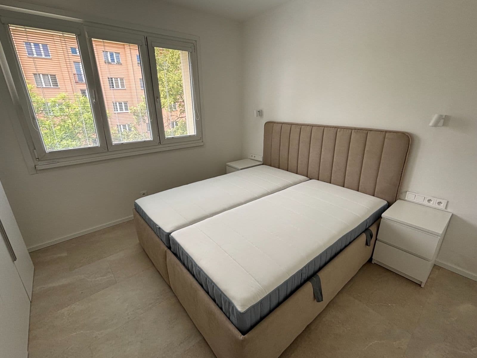 Pronájem bytu 3+1 70 m², Blažíčkova, Praha, Praha Pronájem bytu 3+1 70 m², Blažíčkova, Praha, Praha