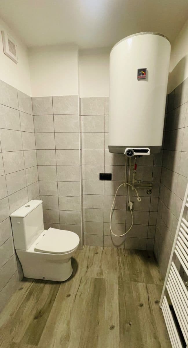 Pronájem bytu 2+1 63 m², Komenského, Písek, Jihočeský kraj Pronájem bytu 2+1 63 m², Komenského, Písek, Jihočeský kraj