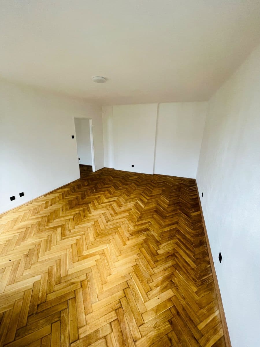 Pronájem bytu 2+1 63 m², Komenského, Písek, Jihočeský kraj Pronájem bytu 2+1 63 m², Komenského, Písek, Jihočeský kraj