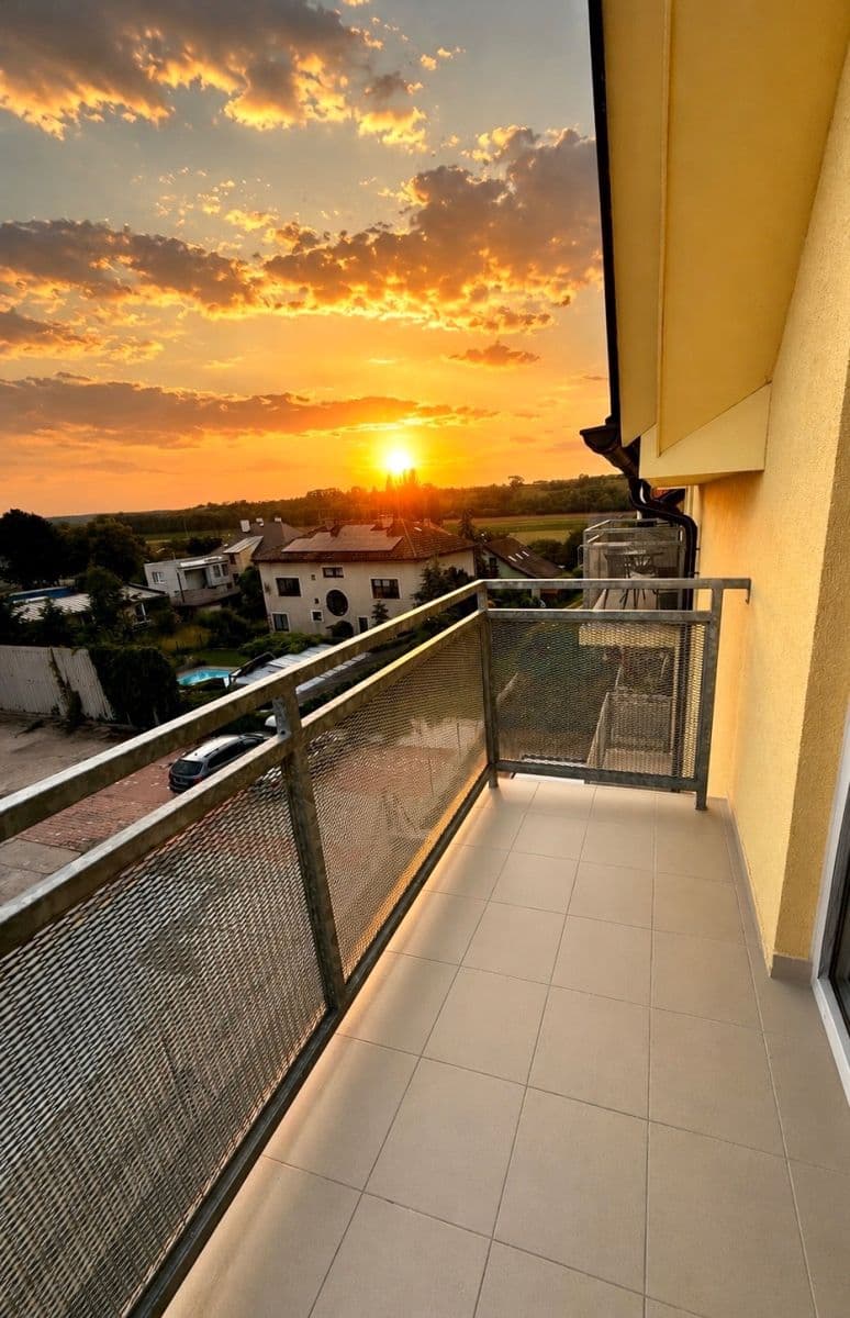 Prodej bytu 2+kk 60 m², Benátky nad Jizerou, Středočeský kraj Prodej bytu 2+kk 60 m², Benátky nad Jizerou, Středočeský kraj