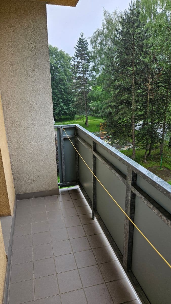 Pronájem bytu 3+1 60 m², Obránců míru, Kopřivnice, Moravskoslezský kraj Pronájem bytu 3+1 60 m², Obránců míru, Kopřivnice, Moravskoslezský kraj