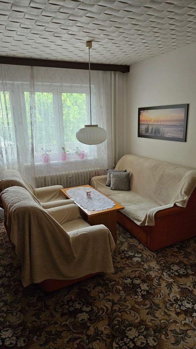 Pronájem bytu 3+1 60 m², Obránců míru, Kopřivnice, Moravskoslezský kraj Pronájem bytu 3+1 60 m², Obránců míru, Kopřivnice, Moravskoslezský kraj
