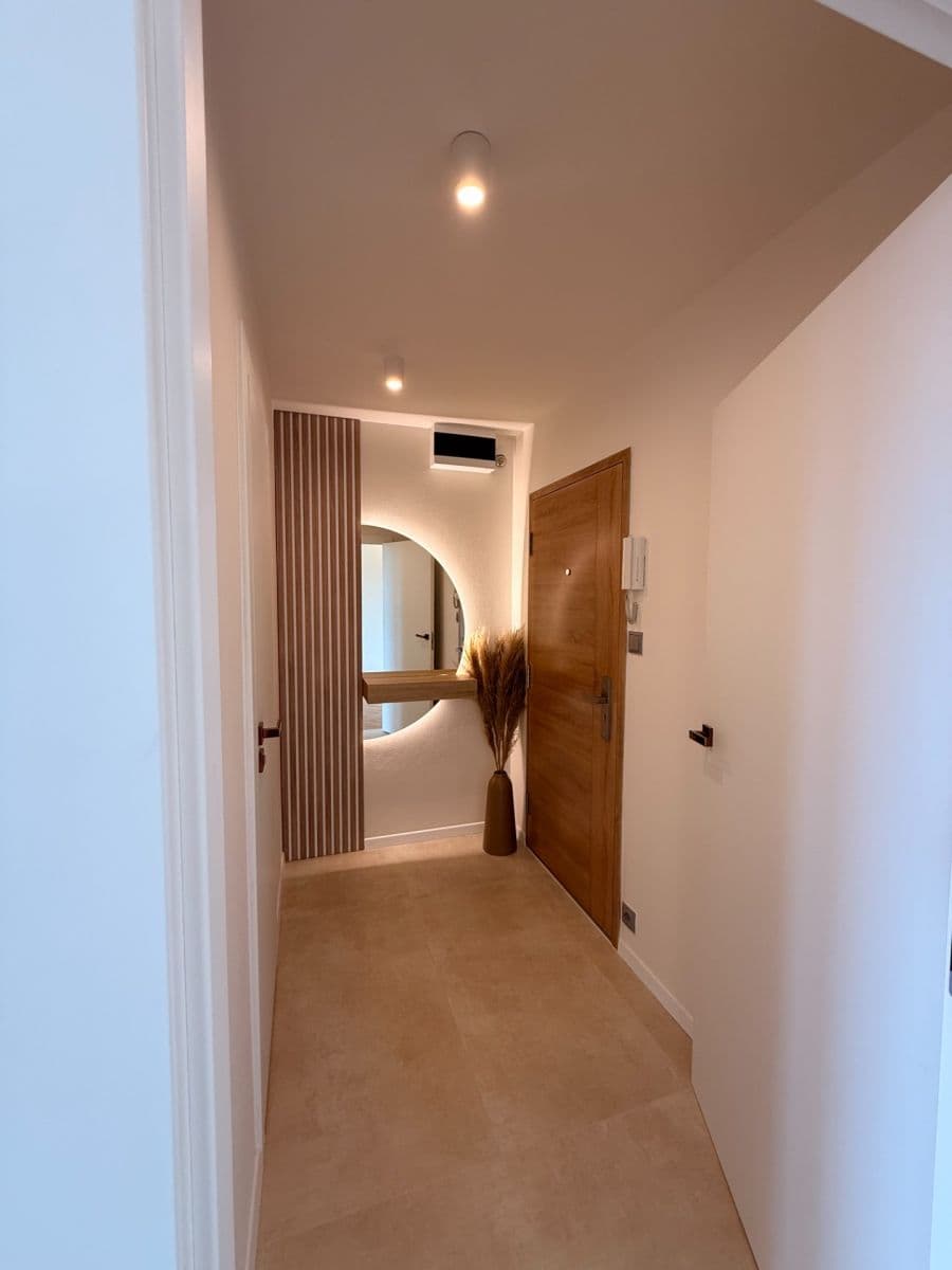 Prodej bytu 2+kk 34 m², Kojetická, Neratovice, Středočeský kraj Prodej bytu 2+kk 34 m², Kojetická, Neratovice, Středočeský kraj