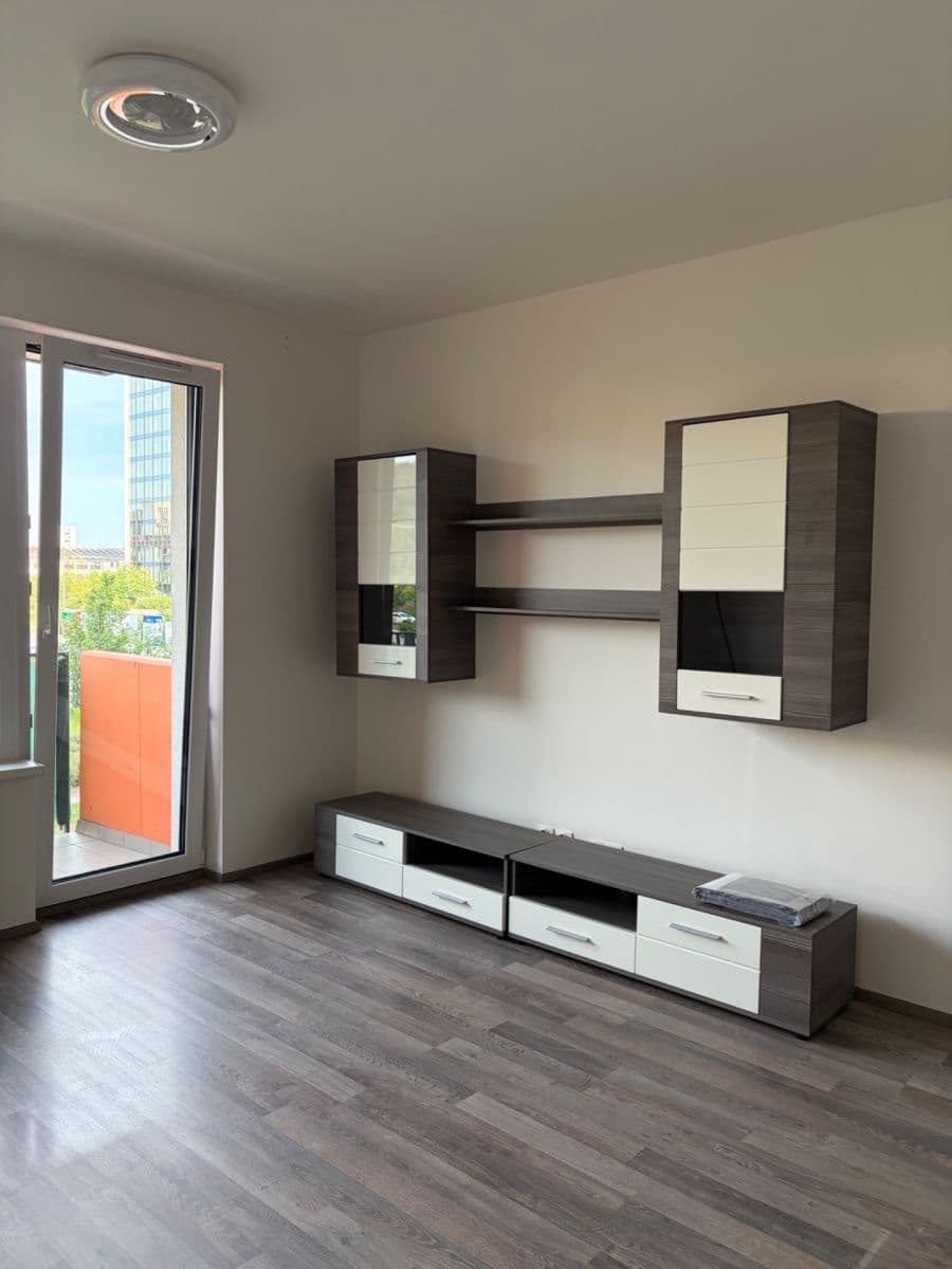 Prodej bytu 1+kk 35 m², Moravcových, Praha, Praha Prodej bytu 1+kk 35 m², Moravcových, Praha, Praha