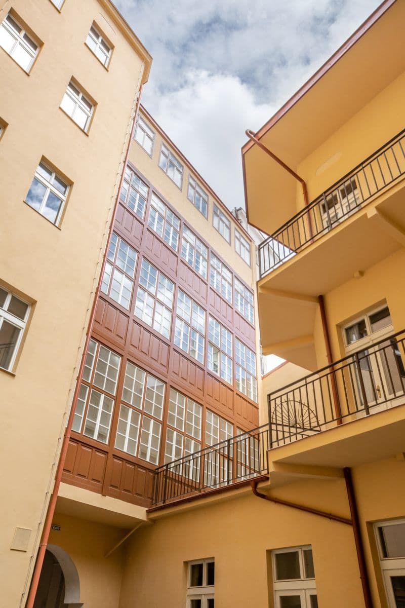 Prodej bytu 1+kk 38 m², Žitná, Praha, Praha Prodej bytu 1+kk 38 m², Žitná, Praha, Praha
