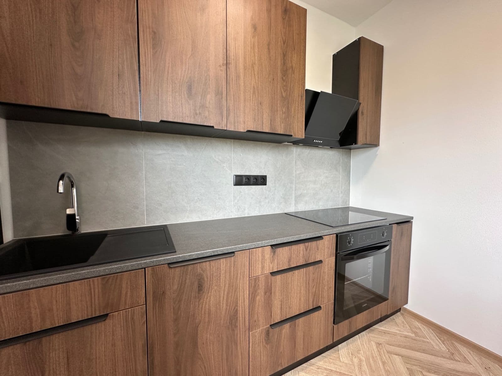 Pronájem bytu 2+kk 56 m², Sídliště Pražská, Havlíčkův Brod, Kraj Vysočina Pronájem bytu 2+kk 56 m², Sídliště Pražská, Havlíčkův Brod, Kraj Vysočina