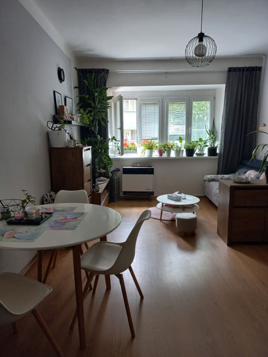 Prodej bytu 2+kk 46 m², Hartigova, Praha, Praha Prodej bytu 2+kk 46 m², Hartigova, Praha, Praha