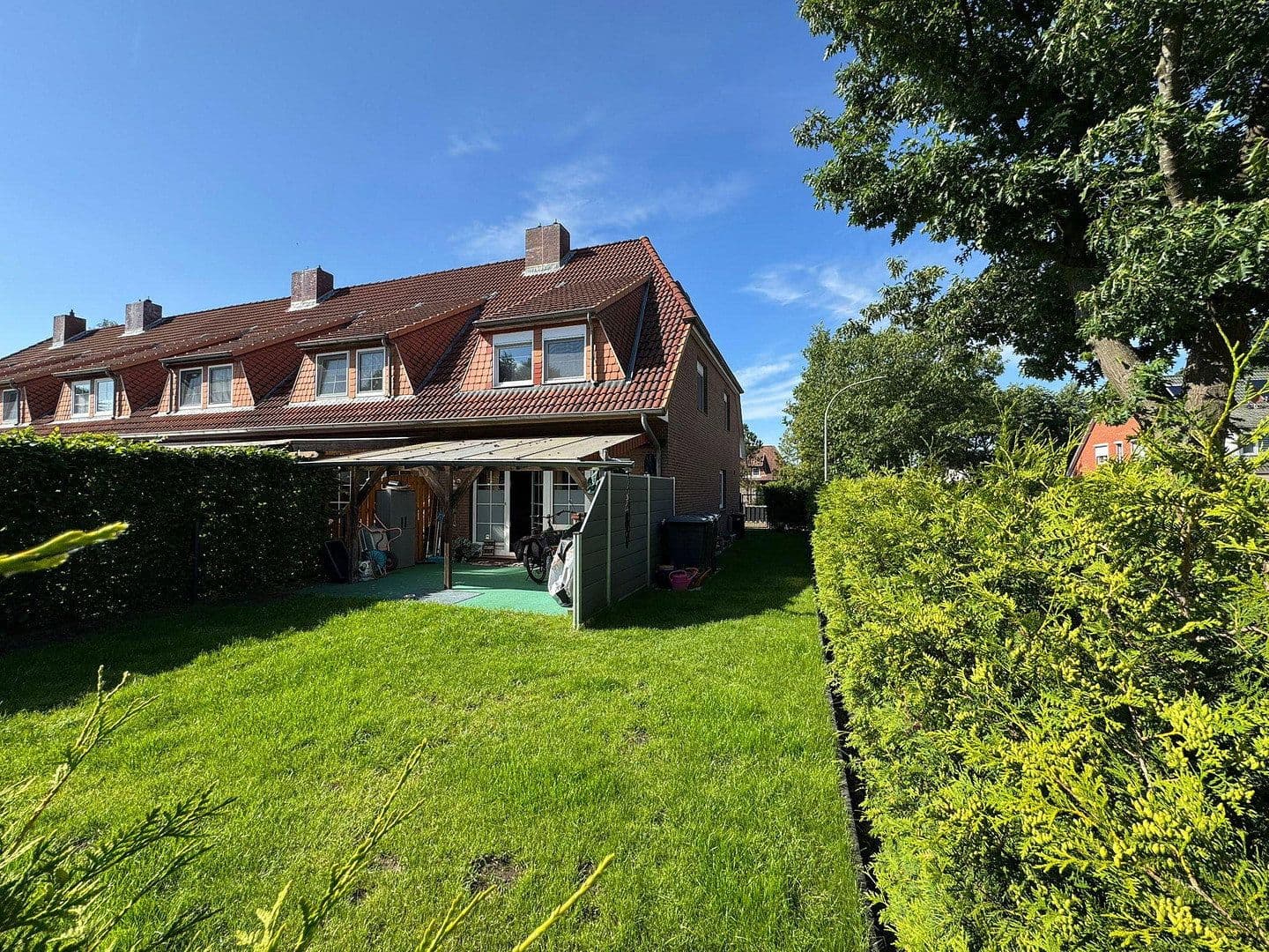 Prodej domu 115 m², pozemek 251 m², Am Eichholz 86, Uetersen, Šlesvicko-Holštýnsko Prodej domu 115 m², pozemek 251 m², Am Eichholz 86, Uetersen, Šlesvicko-Holštýnsko