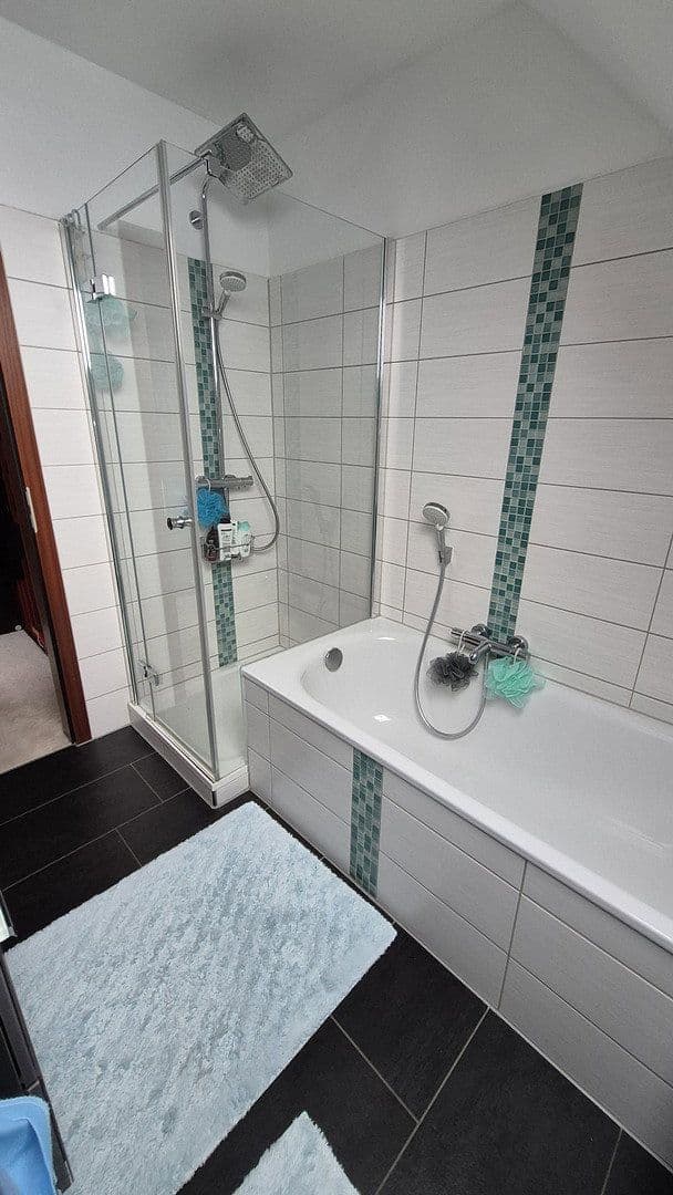 Prodej domu 115 m², pozemek 251 m², Uetersen, Šlesvicko-Holštýnsko Prodej domu 115 m², pozemek 251 m², Uetersen, Šlesvicko-Holštýnsko