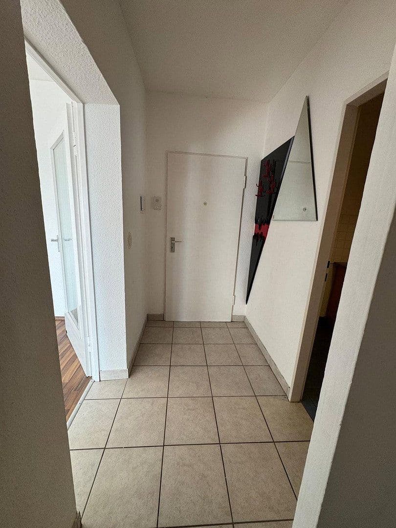 Pronájem bytu 2+1 54 m², Odenwaldstraße 11-13, Bensheim, Hessen Pronájem bytu 2+1 54 m², Odenwaldstraße 11-13, Bensheim, Hessen