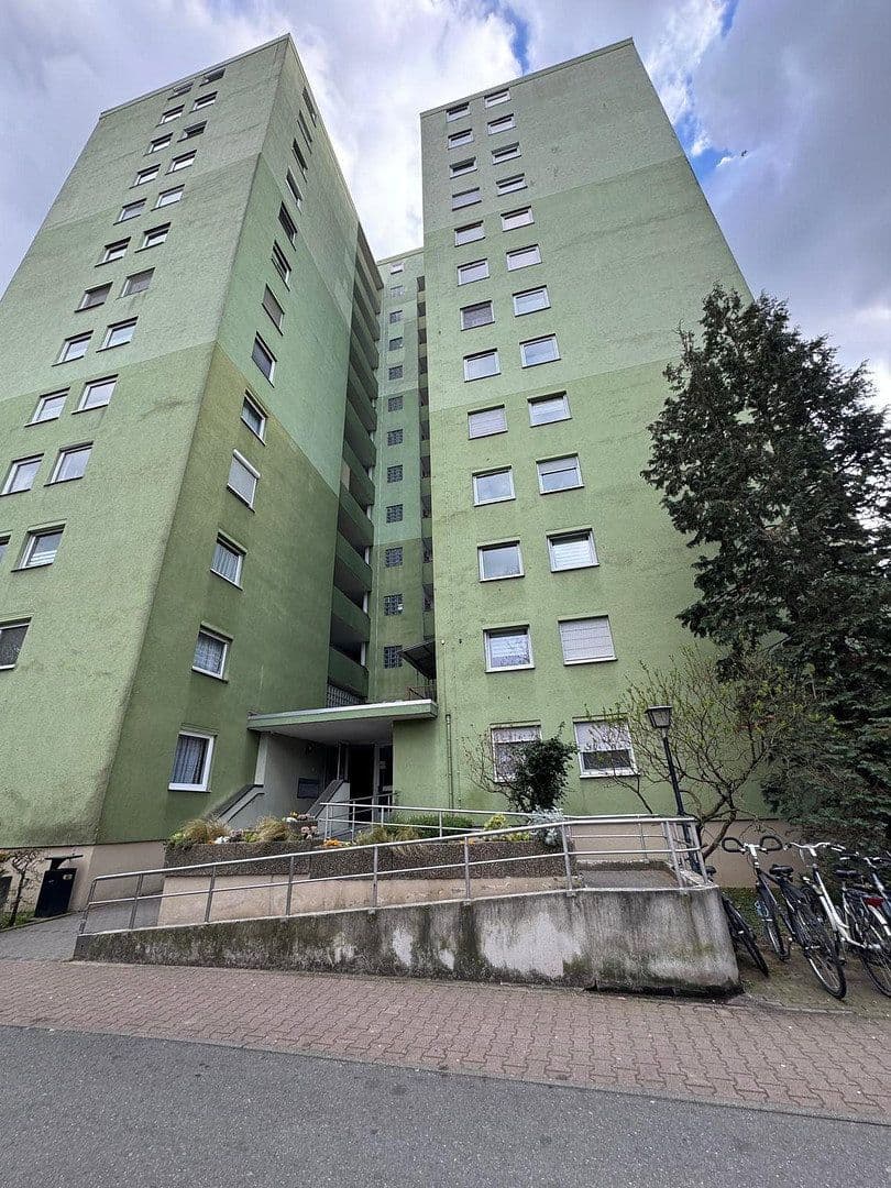 Pronájem bytu 2+1 54 m², Odenwaldstraße 11-13, Bensheim, Hessen Pronájem bytu 2+1 54 m², Odenwaldstraße 11-13, Bensheim, Hessen