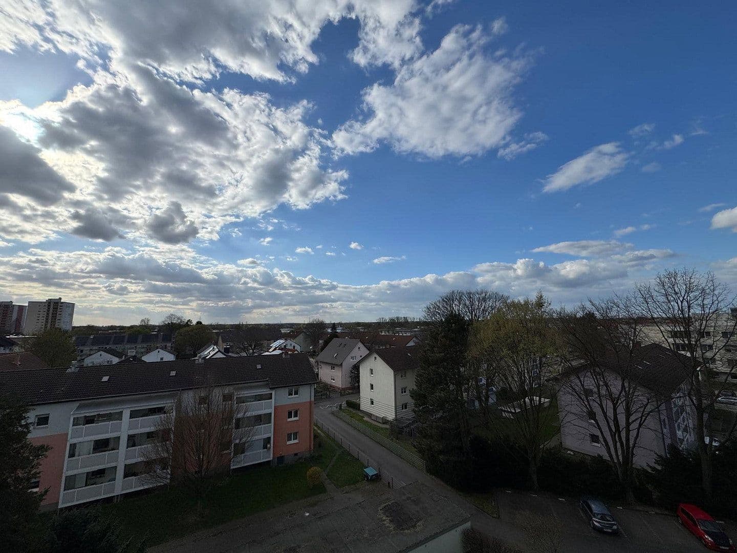 Pronájem bytu 2+1 54 m², Odenwaldstraße 11-13, Bensheim, Hessen Pronájem bytu 2+1 54 m², Odenwaldstraße 11-13, Bensheim, Hessen