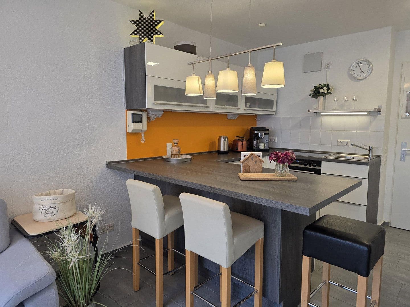 Prodej bytu 2+1 42 m², Erich-Weinert-Straße, Berlin, Berlín Prodej bytu 2+1 42 m², Erich-Weinert-Straße, Berlin, Berlín