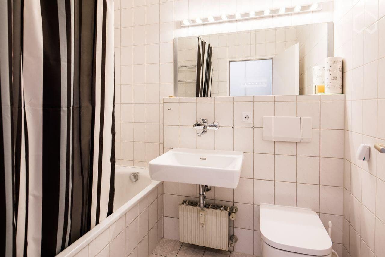 Prodej bytu 1+1 30 m², Franziskanerstraße 16, München, Bavorsko Prodej bytu 1+1 30 m², Franziskanerstraße 16, München, Bavorsko
