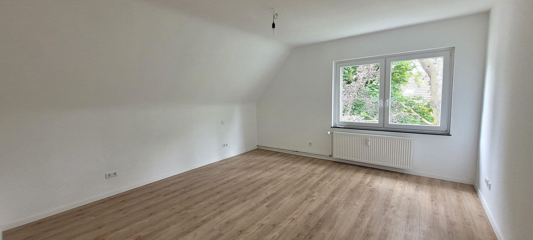 Pronájem bytu 3+1 79 m², Am Kriegermal 30, Wuppertal, Severní Porýní-Vestfálsko Pronájem bytu 3+1 79 m², Am Kriegermal 30, Wuppertal, Severní Porýní-Vestfálsko