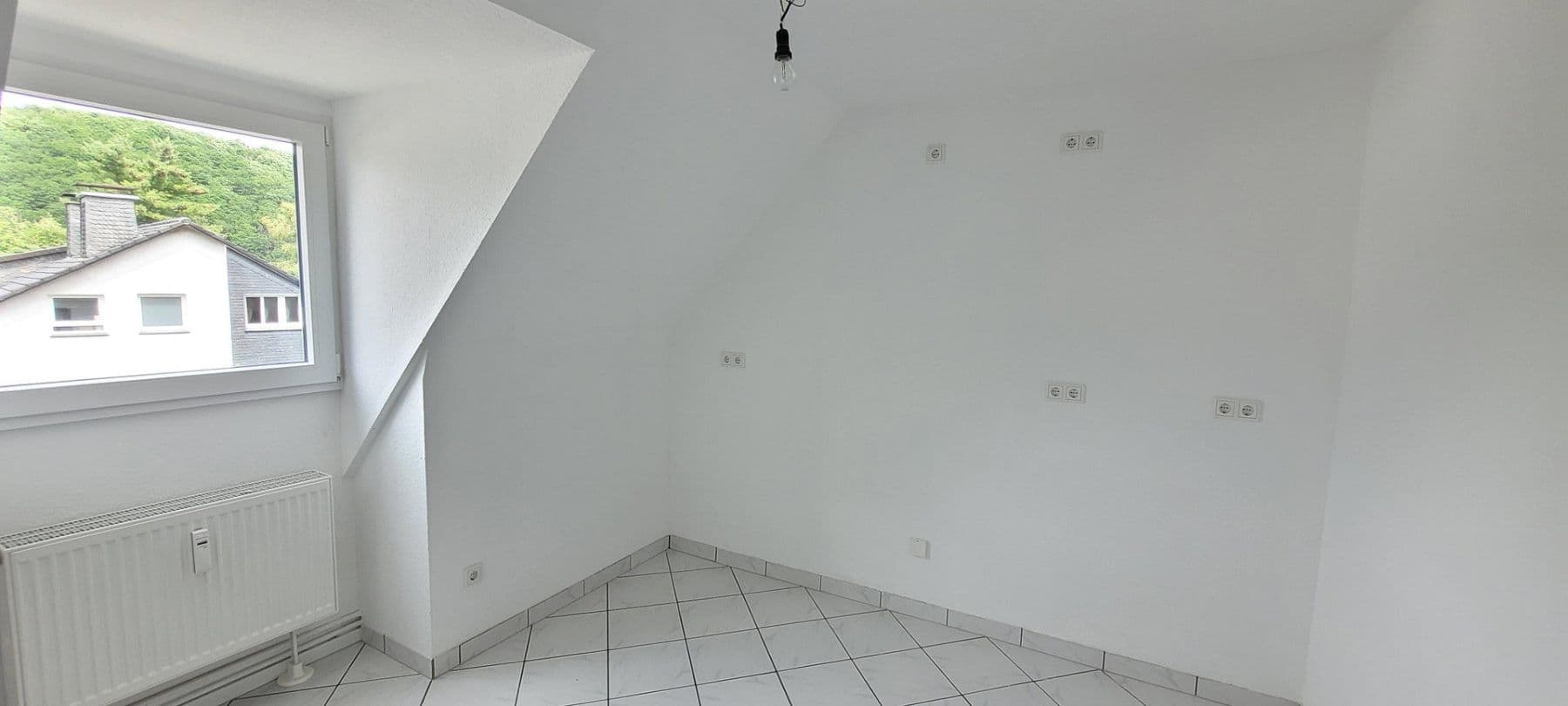 Pronájem bytu 3+1 79 m², Am Kriegermal 30, Wuppertal, Severní Porýní-Vestfálsko Pronájem bytu 3+1 79 m², Am Kriegermal 30, Wuppertal, Severní Porýní-Vestfálsko