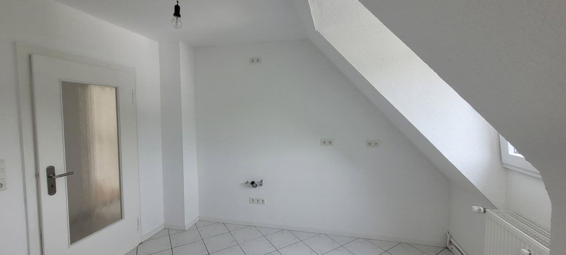 Pronájem bytu 3+1 79 m², Am Kriegermal 30, Wuppertal, Severní Porýní-Vestfálsko Pronájem bytu 3+1 79 m², Am Kriegermal 30, Wuppertal, Severní Porýní-Vestfálsko