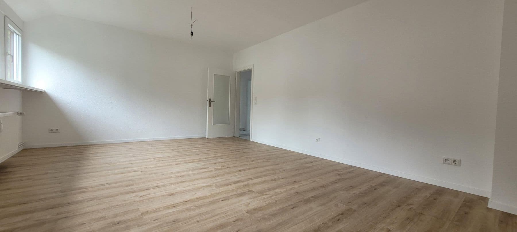 Pronájem bytu 3+1 79 m², Am Kriegermal 30, Wuppertal, Severní Porýní-Vestfálsko Pronájem bytu 3+1 79 m², Am Kriegermal 30, Wuppertal, Severní Porýní-Vestfálsko