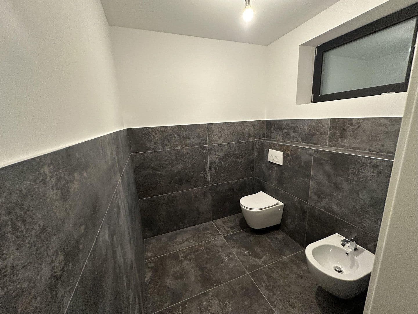 Pronájem chaty, chalupy 650 m², Eckenhagener str 45, Reichshof, Severní Porýní-Vestfálsko Pronájem chaty, chalupy 650 m², Eckenhagener str 45, Reichshof, Severní Porýní-Vestfálsko