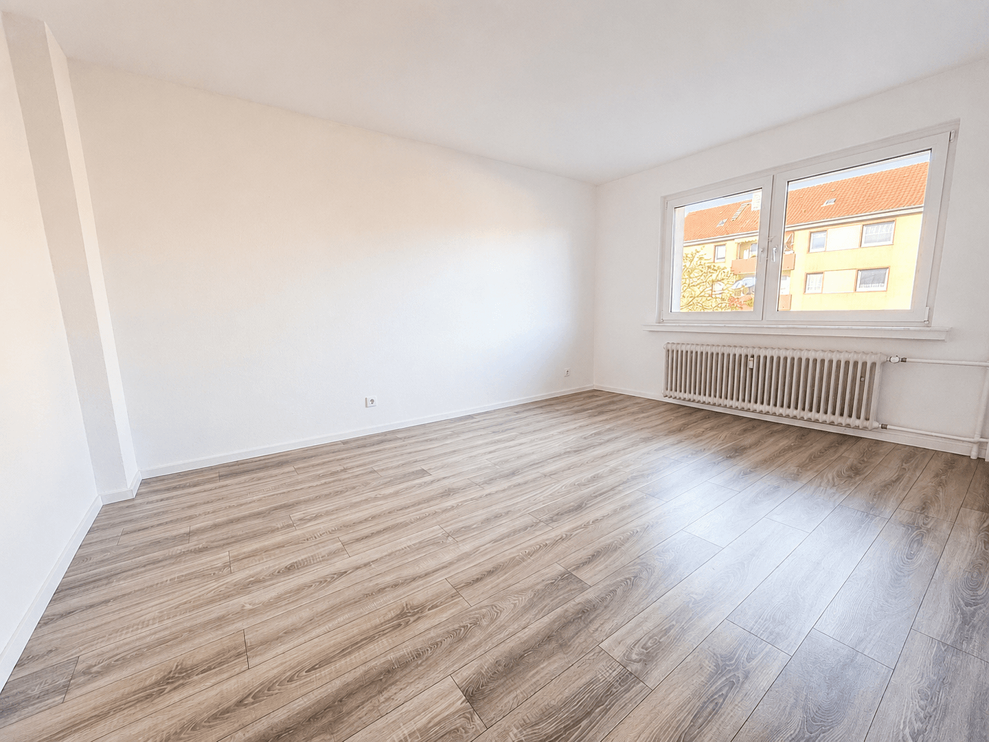 Pronájem bytu 2+1 59 m², Waldecker Str. 9, Duisburg, Severní Porýní-Vestfálsko Pronájem bytu 2+1 59 m², Waldecker Str. 9, Duisburg, Severní Porýní-Vestfálsko