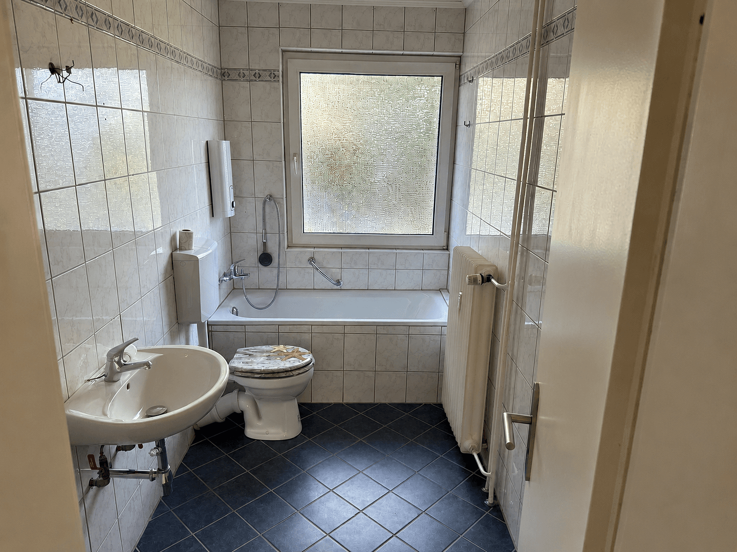 Pronájem bytu 2+1 59 m², Waldecker Str. 9, Duisburg, Severní Porýní-Vestfálsko Pronájem bytu 2+1 59 m², Waldecker Str. 9, Duisburg, Severní Porýní-Vestfálsko