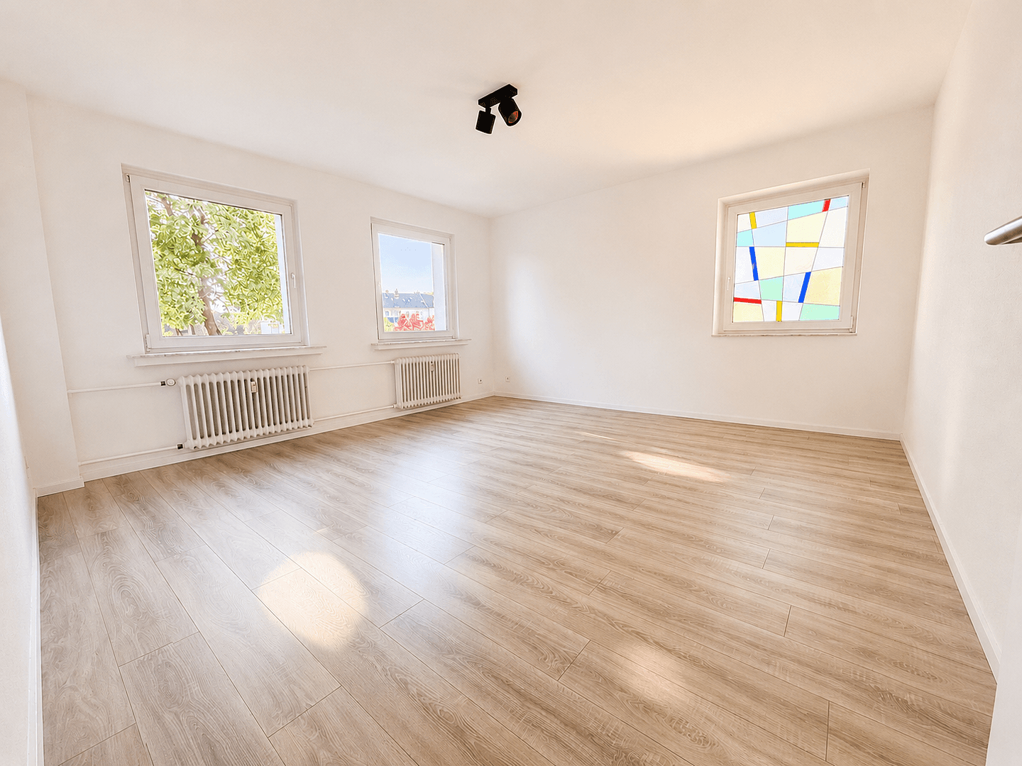 Pronájem bytu 2+1 59 m², Waldecker Str. 9, Duisburg, Severní Porýní-Vestfálsko Pronájem bytu 2+1 59 m², Waldecker Str. 9, Duisburg, Severní Porýní-Vestfálsko