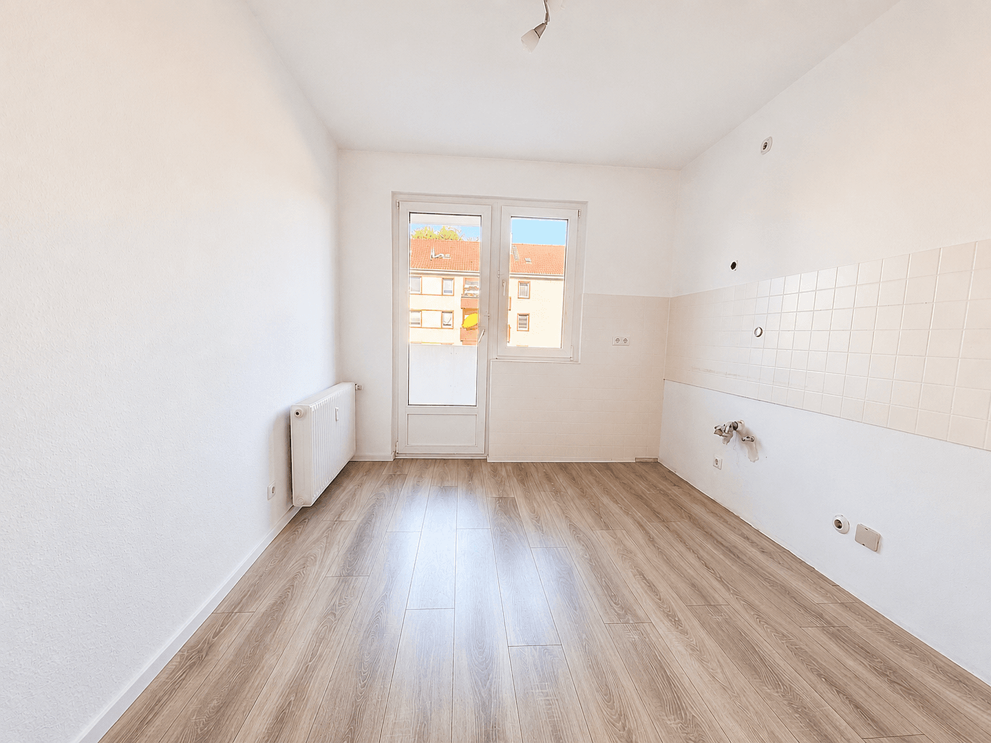 Pronájem bytu 2+1 59 m², Waldecker Str. 9, Duisburg, Severní Porýní-Vestfálsko Pronájem bytu 2+1 59 m², Waldecker Str. 9, Duisburg, Severní Porýní-Vestfálsko