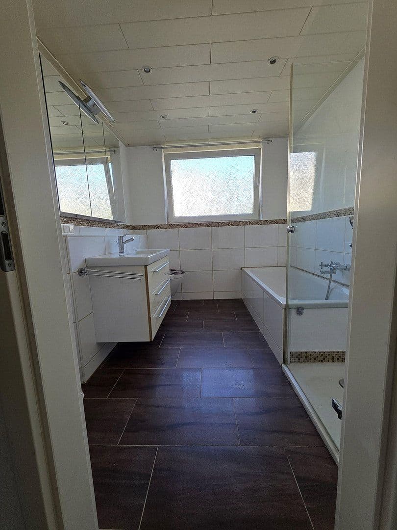 Prodej bytu 4+1 91 m², Berliner Str. 24, Landau in der Pfalz, Porýní-Falc Prodej bytu 4+1 91 m², Berliner Str. 24, Landau in der Pfalz, Porýní-Falc