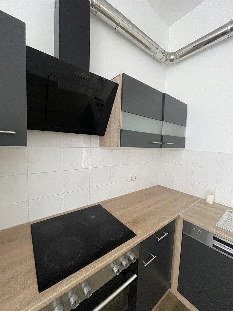 Pronájem bytu 3+1 90 m², Cáchy, Severní Porýní-Vestfálsko Pronájem bytu 3+1 90 m², Cáchy, Severní Porýní-Vestfálsko