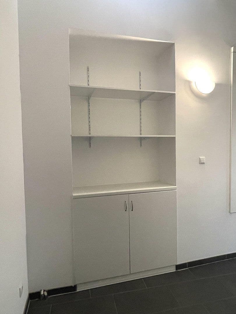 Pronájem bytu 3+1 90 m², Cáchy, Severní Porýní-Vestfálsko Pronájem bytu 3+1 90 m², Cáchy, Severní Porýní-Vestfálsko
