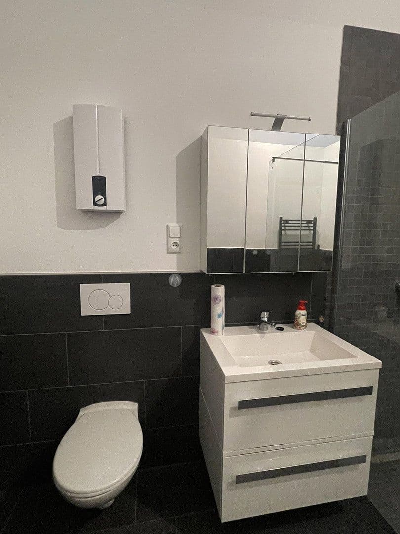 Pronájem bytu 3+1 90 m², Cáchy, Severní Porýní-Vestfálsko Pronájem bytu 3+1 90 m², Cáchy, Severní Porýní-Vestfálsko