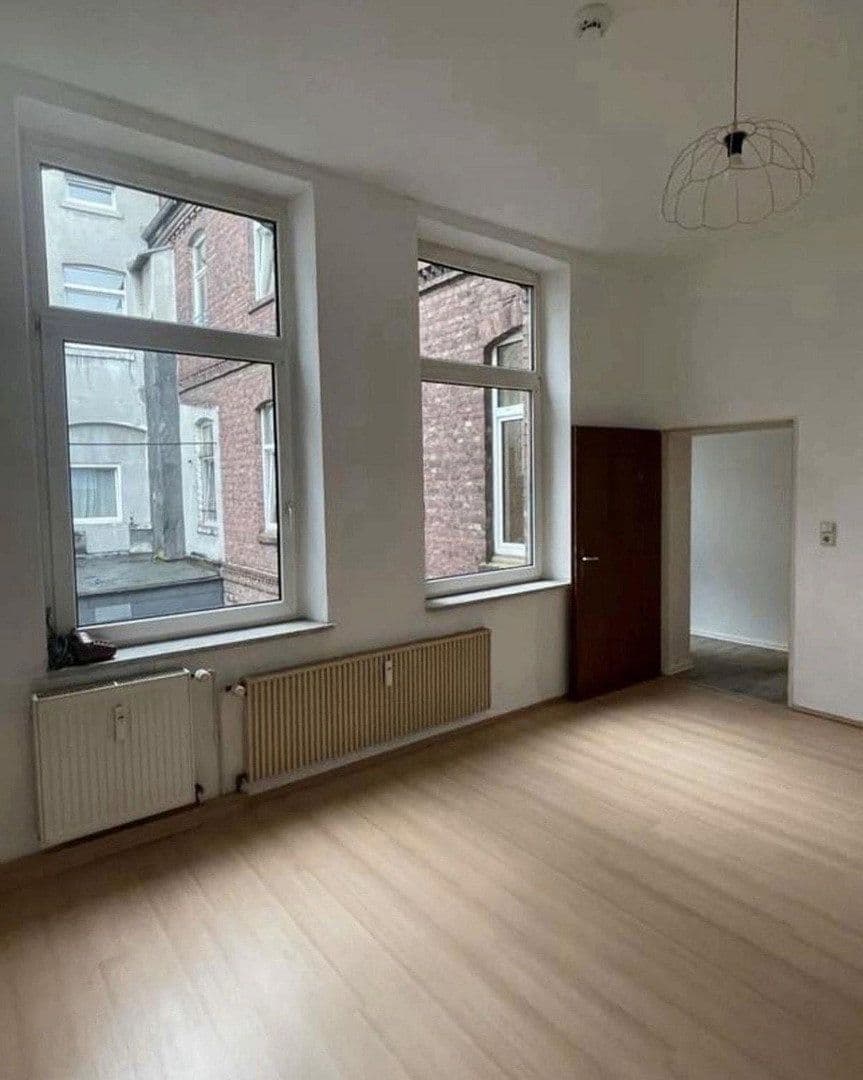 Pronájem bytu 2+1 60 m², Cáchy, Severní Porýní-Vestfálsko Pronájem bytu 2+1 60 m², Cáchy, Severní Porýní-Vestfálsko