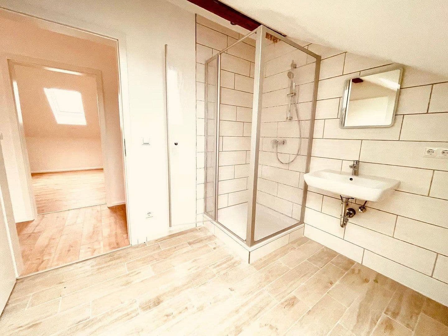 Pronájem bytu 3+1 75 m², Maxhütte-Haidhof, Bavorsko Pronájem bytu 3+1 75 m², Maxhütte-Haidhof, Bavorsko