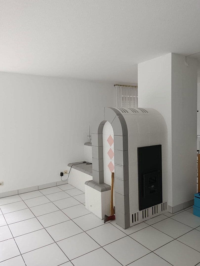 Prodej domu 193 m², pozemek 426 m², Erlangen, Bavorsko Prodej domu 193 m², pozemek 426 m², Erlangen, Bavorsko